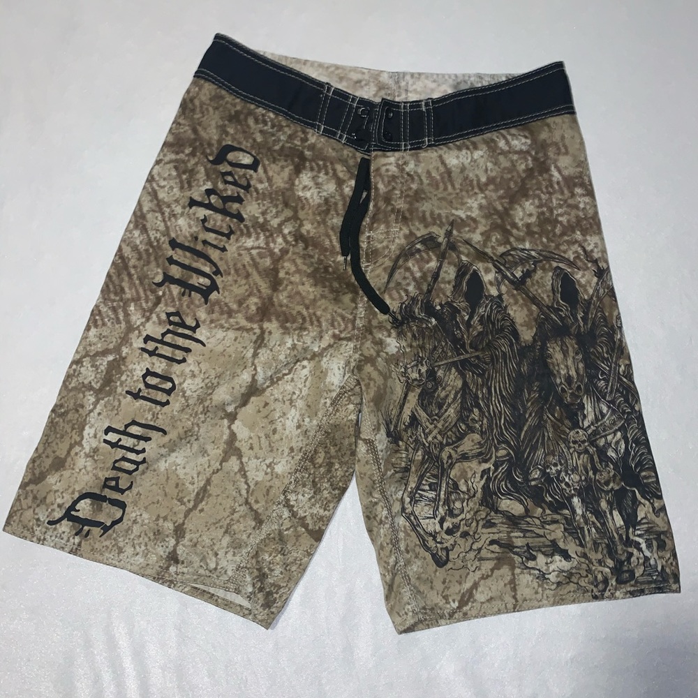 Men’s swim shorts